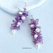 Load image into Gallery viewer, Romantic Lilac Beaded Pearl Earrings
