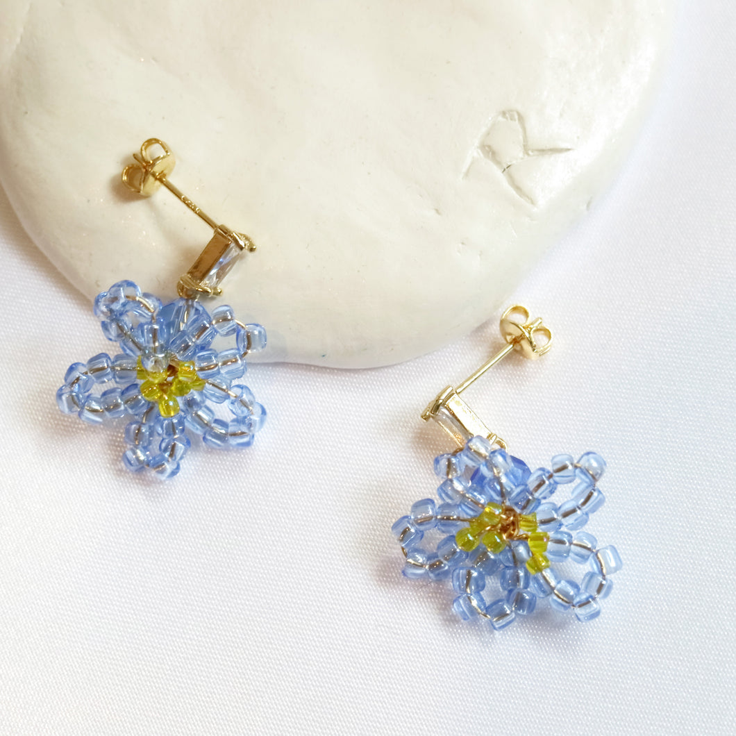 Forget-me-not flower earring with 925 silver studs