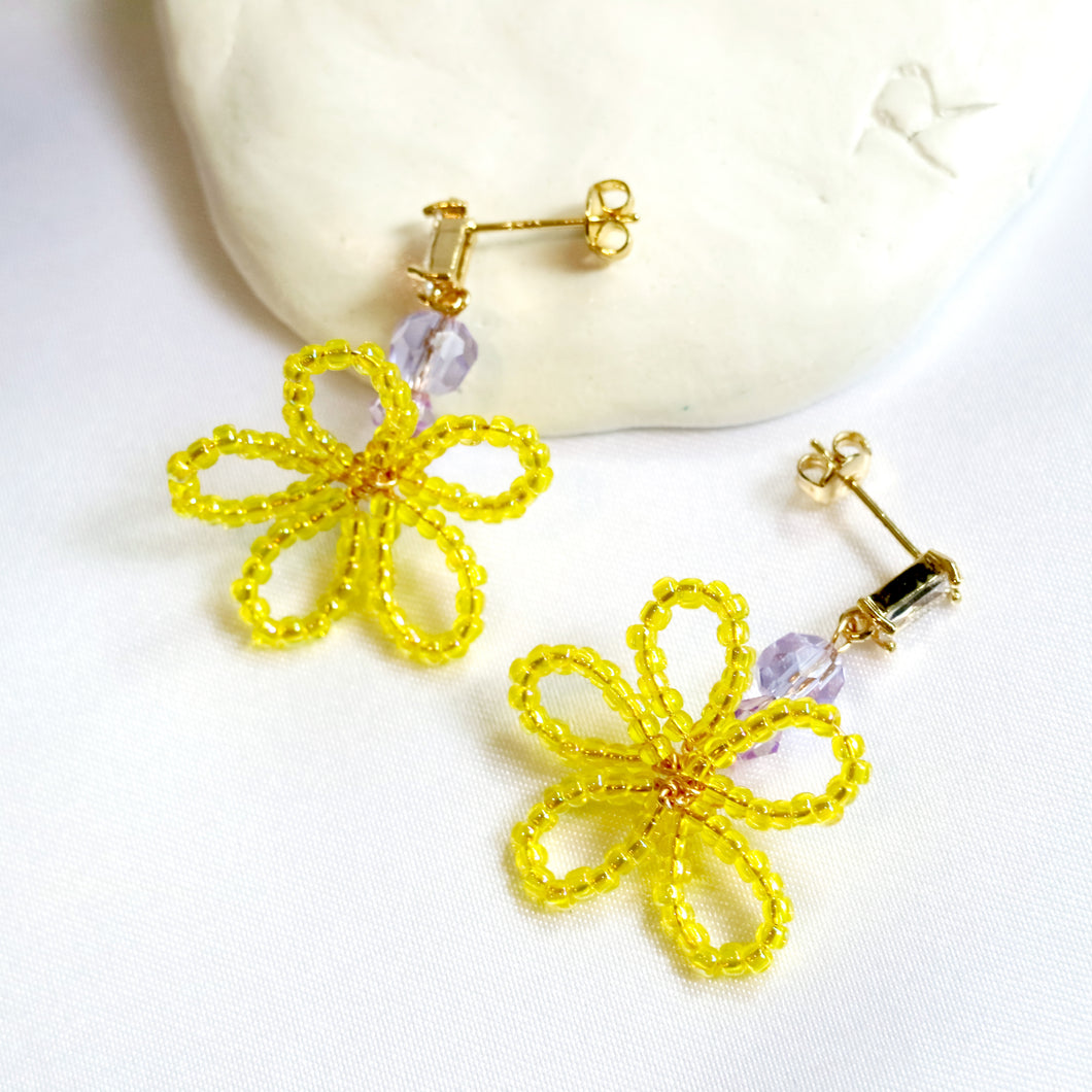 Little yellow flower earrings with 925 silver studs