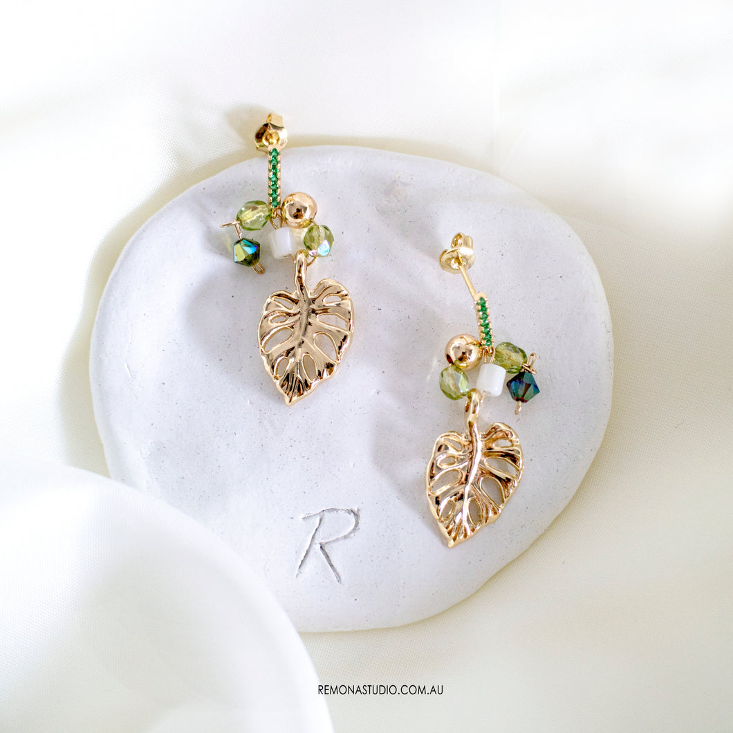 Golden leaf earrings with 925 silver studs