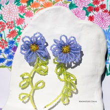 Load image into Gallery viewer, Blue Daisy beaded flower earrings with 925 silver studs
