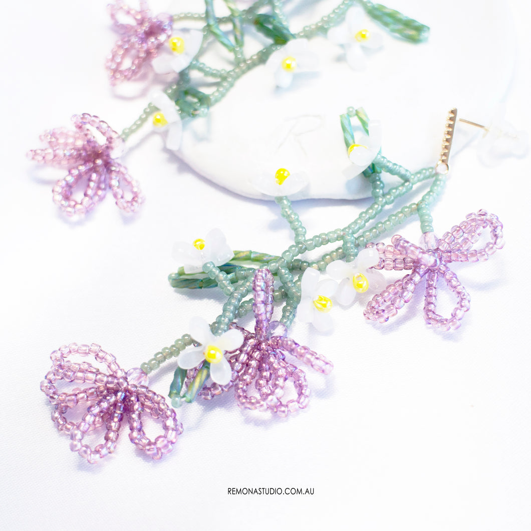 Cute flower vines - beaded flower earring studs