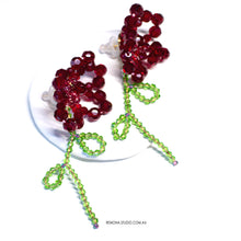 Load image into Gallery viewer, Red flower beaded earrings with 925 silver studs
