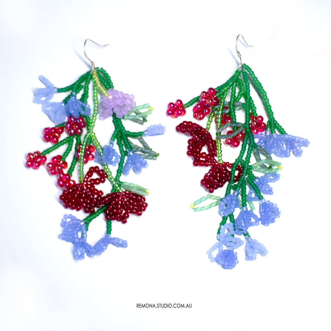 Skadi's Garden - beaded flower earrings with 925 silver hooks