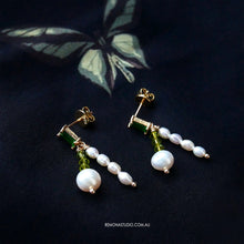 Load image into Gallery viewer, Twin Pearls in Green - earring studs
